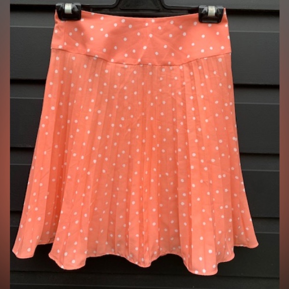 REVIEW Pleated Coral White Polka Dot High Waisted Skirt - Picture 6 of 6